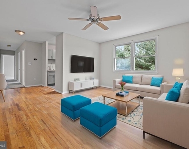4412 Falls Bridge Drive - Photo Thumbnail 4