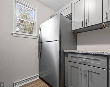 4412 Falls Bridge Drive - Photo Thumbnail 10
