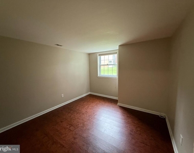 102 Three Coin Way - Photo Thumbnail 10