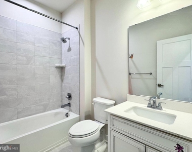 812 Canary Island Court - Photo Thumbnail 27