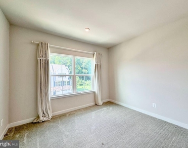 812 Canary Island Court - Photo Thumbnail 23