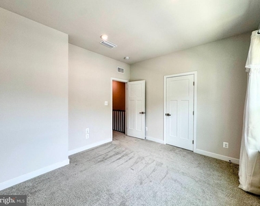 812 Canary Island Court - Photo Thumbnail 25