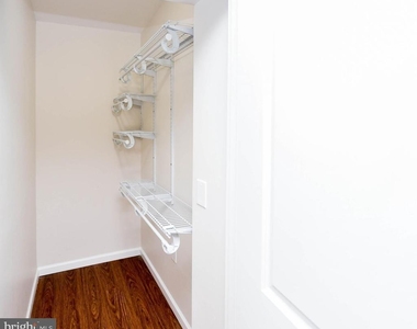531 Hilltop Terrace Se - Photo Thumbnail 24