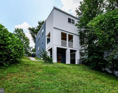 531 Hilltop Terrace Se - Photo Thumbnail 32