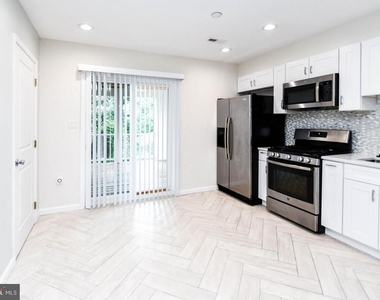531 Hilltop Terrace Se - Photo Thumbnail 10