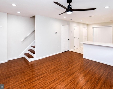531 Hilltop Terrace Se - Photo Thumbnail 13