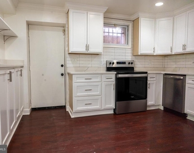 417 Atlantic Street Se - Photo Thumbnail 3