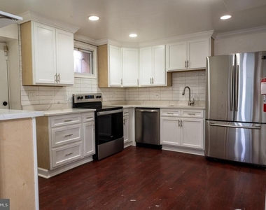 417 Atlantic Street Se - Photo Thumbnail 2