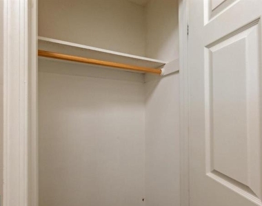 2317 37th Street Nw - Photo Thumbnail 27