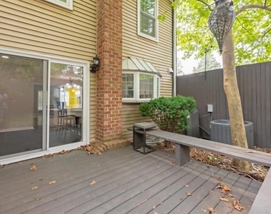 2317 37th Street Nw - Photo Thumbnail 47
