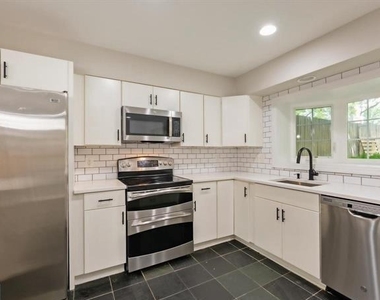 2317 37th Street Nw - Photo Thumbnail 19