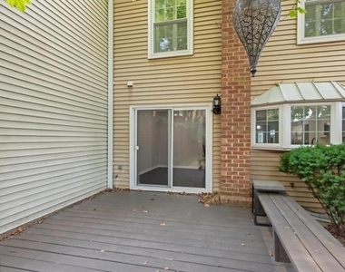 2317 37th Street Nw - Photo Thumbnail 49