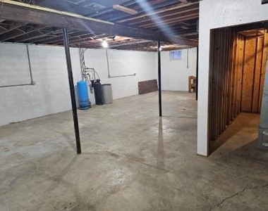 954 Rose Drive - Photo Thumbnail 24