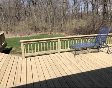 954 Rose Drive - Photo Thumbnail 32