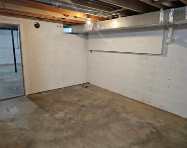 954 Rose Drive - Photo Thumbnail 27