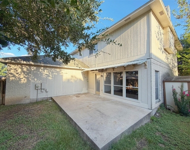 1114 Black Locust Dr - Photo Thumbnail 17
