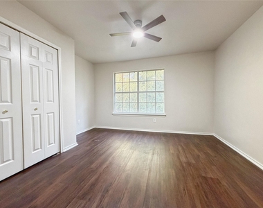 1114 Black Locust Dr - Photo Thumbnail 16