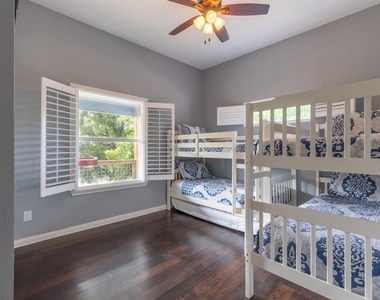 1320 Contour Dr - Photo Thumbnail 14