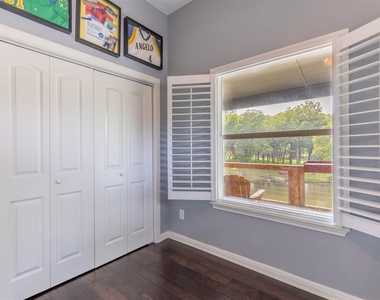 1320 Contour Dr - Photo Thumbnail 15