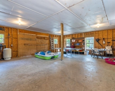 1320 Contour Dr - Photo Thumbnail 21