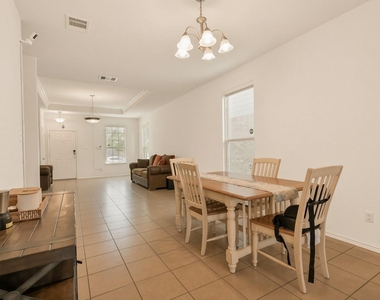 120 Palm Dr - Photo Thumbnail 7