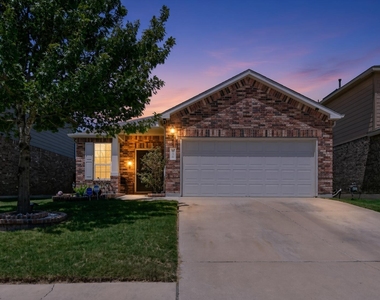 120 Palm Dr - Photo Thumbnail 1