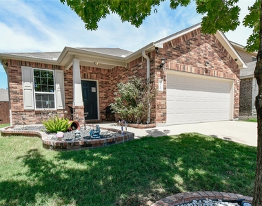 120 Palm Dr - Photo Thumbnail 2