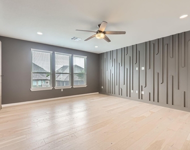 10107 Ida Grove Ln - Photo Thumbnail 20