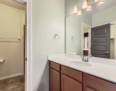 10107 Ida Grove Ln - Photo Thumbnail 22