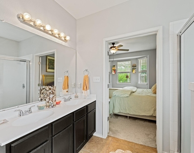 4516 Tiddle Ln - Photo Thumbnail 22