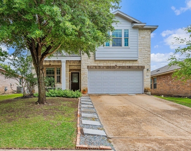 4516 Tiddle Ln - Photo Thumbnail 3