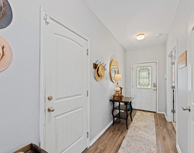 4516 Tiddle Ln - Photo Thumbnail 31