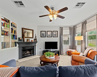 4516 Tiddle Ln - Photo Thumbnail 6