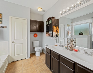 4516 Tiddle Ln - Photo Thumbnail 21
