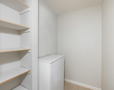 2808 Firecrest Dr - Photo Thumbnail 24