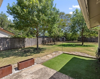 2808 Firecrest Dr - Photo Thumbnail 35