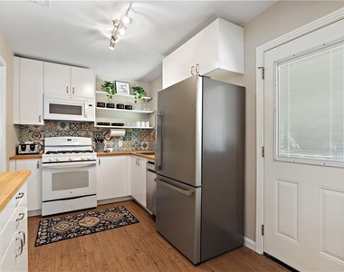 4602 Chiappero Trl - Photo Thumbnail 8