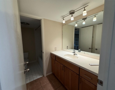 17 Casa Verde St - Photo Thumbnail 16