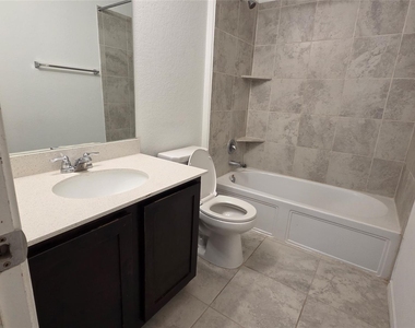 249 Red Buckeye Loop - Photo Thumbnail 18