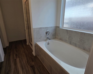 249 Red Buckeye Loop - Photo Thumbnail 10