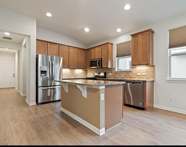 141 Hunts Link Rd - Photo Thumbnail 3