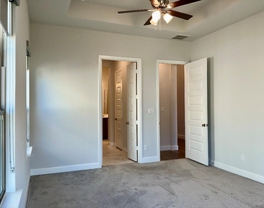 1636 Laverne Mitchell St - Photo Thumbnail 11