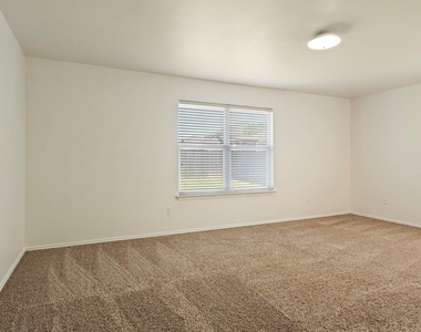 2207 Kuykendall Dr - Photo Thumbnail 14