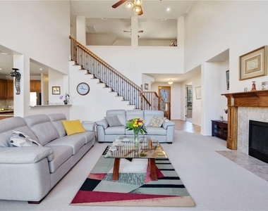 601 Riley Trl - Photo Thumbnail 5