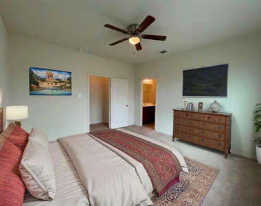 408 Farmer Ln - Photo Thumbnail 21