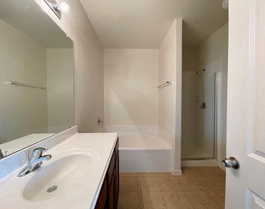 408 Farmer Ln - Photo Thumbnail 17