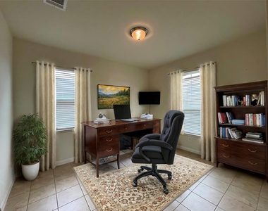 408 Farmer Ln - Photo Thumbnail 2