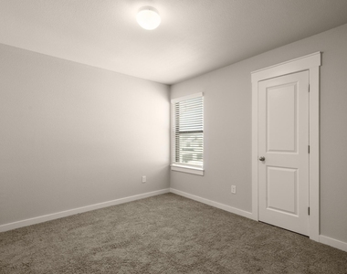 253 Fieldwood Dr - Photo Thumbnail 17