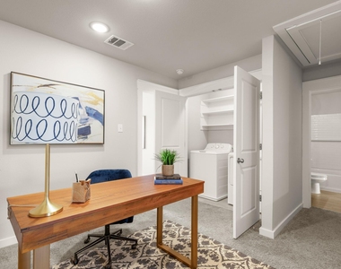 253 Fieldwood Dr - Photo Thumbnail 9