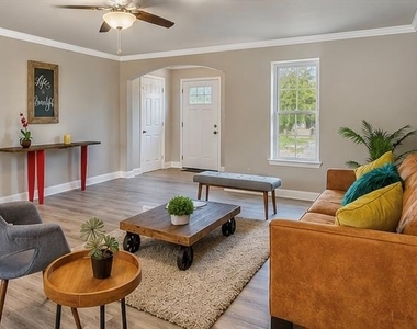 12504 Limerick Ave - Photo Thumbnail 1
